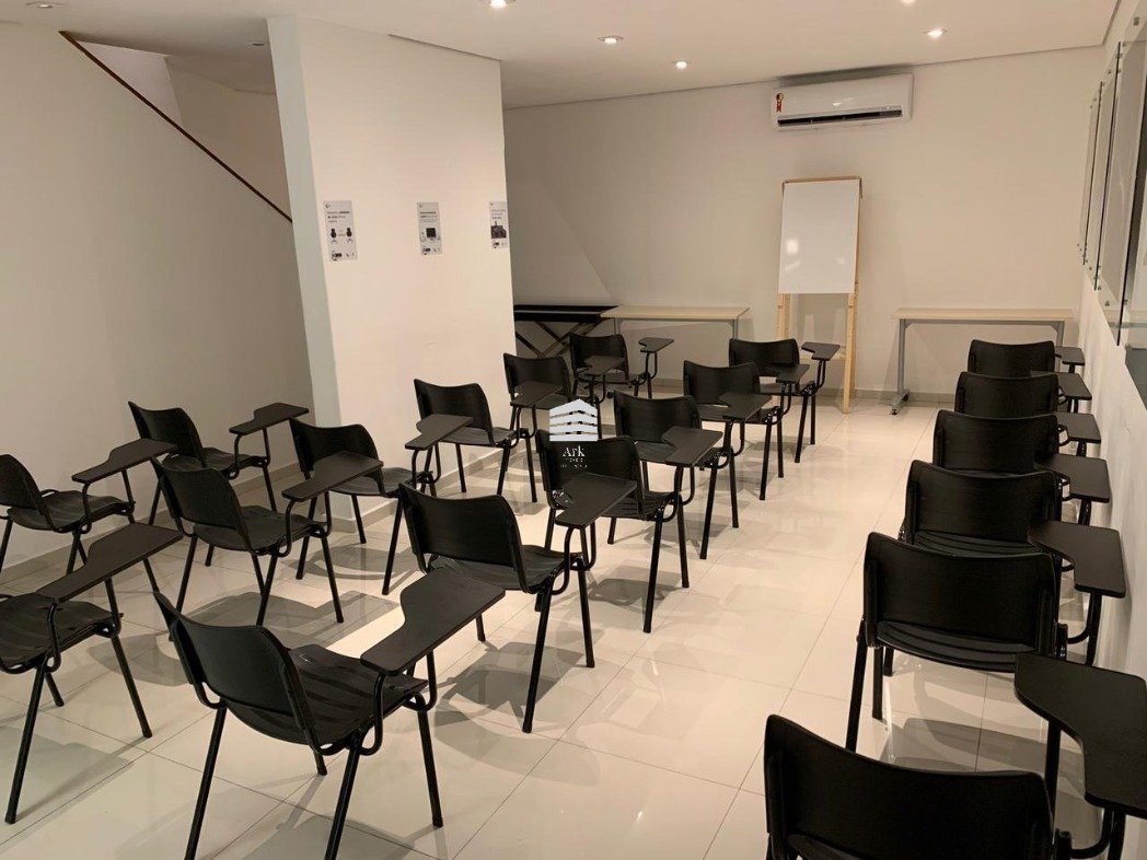 Sala comercial 35m² no Jardim das Acacias