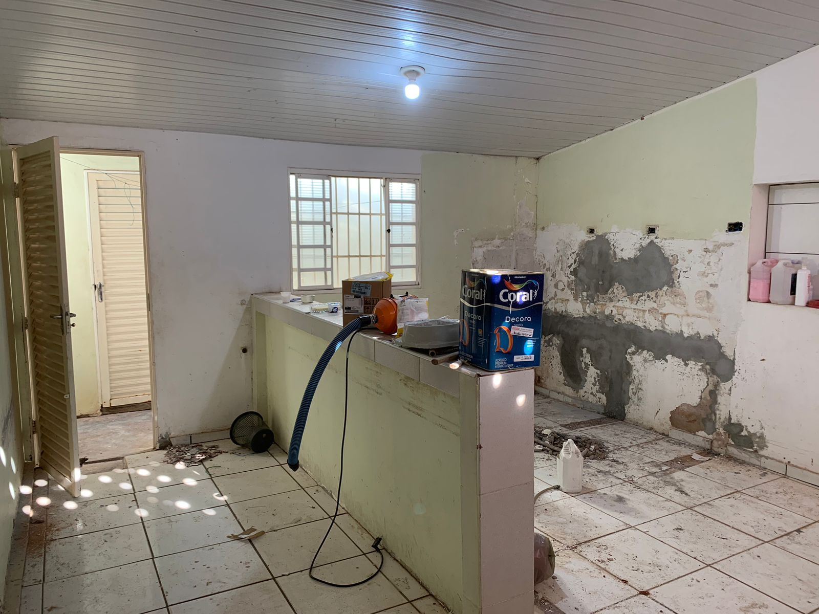 Galpão / Depósito / Armazém  à venda, 230m² — foto 31 de 43