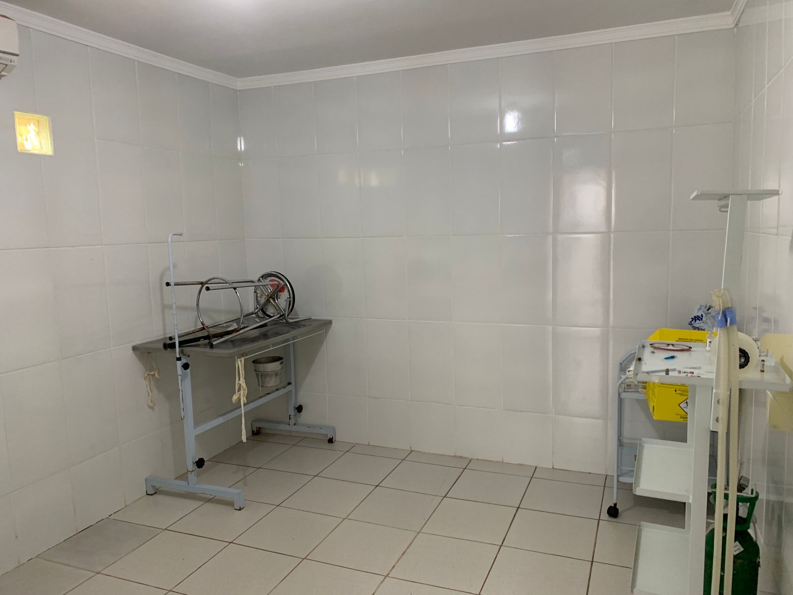 Galpão / Depósito / Armazém  à venda, 230m² — foto 20 de 43