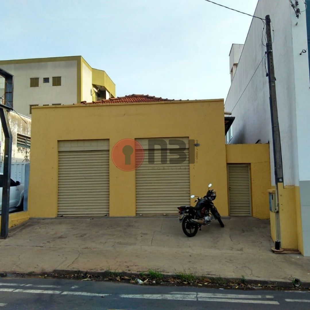 Galpão / Depósito / Armazém  para aluguel, 230m² — foto 1 de 13
