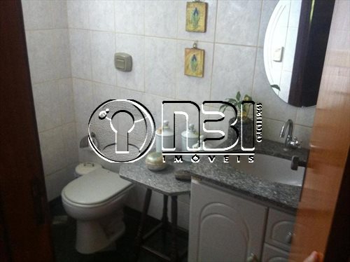 Casa com 3 quartos à venda, 238m² — foto 13 de 38