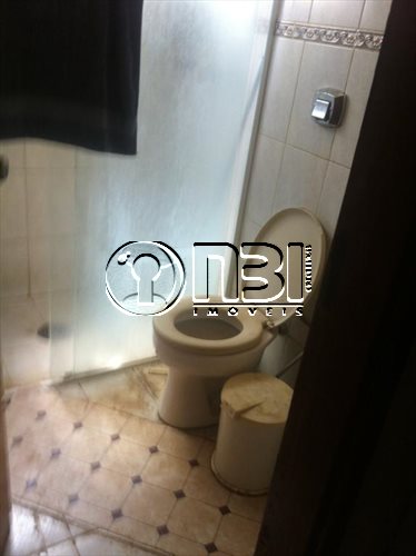 Casa com 3 quartos à venda, 238m² — foto 25 de 38