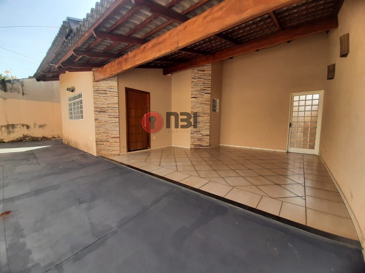 Casa com 2 quartos para aluguel, 159m² — foto 2 de 26