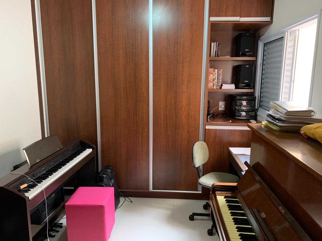Casa com 3 quartos à venda, 190m² — foto 13 de 28