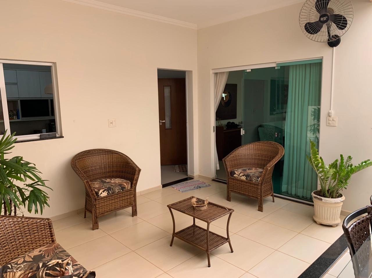 Casa com 3 quartos à venda, 190m² — foto 20 de 28