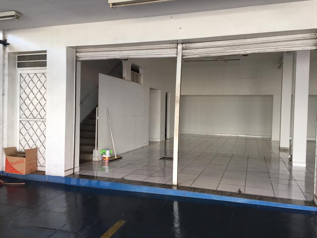 Galpão / Depósito / Armazém  para aluguel, 220m² — foto 4 de 20