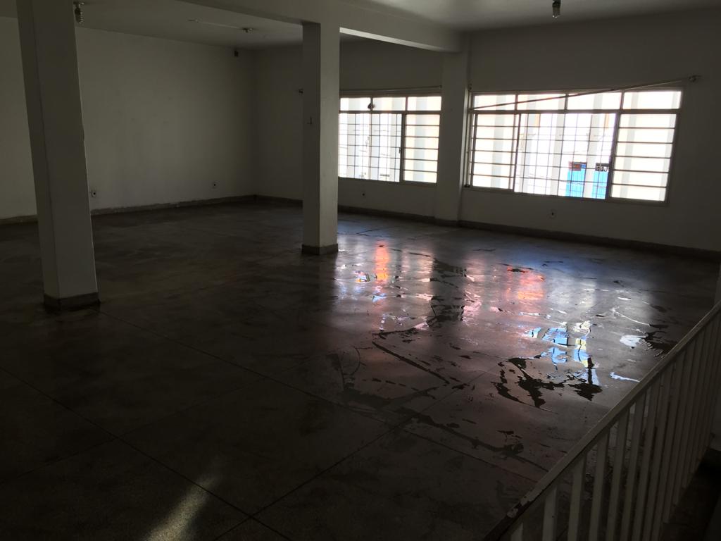 Galpão / Depósito / Armazém  para aluguel, 220m² — foto 12 de 20