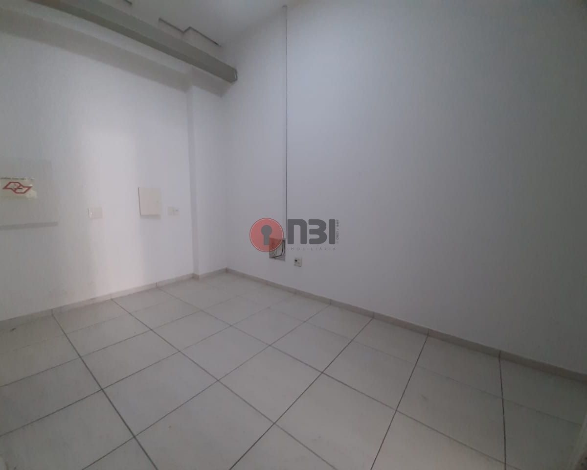 Galpão / Depósito / Armazém  para aluguel, 190m² — foto 10 de 10
