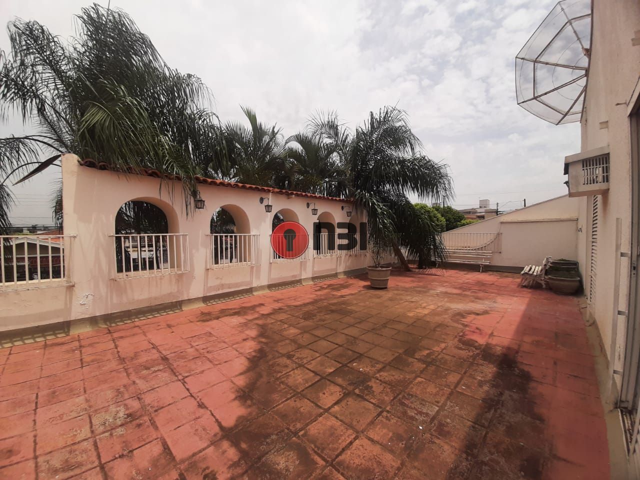 Casa com 4 quartos para aluguel, 253m² — foto 12 de 28