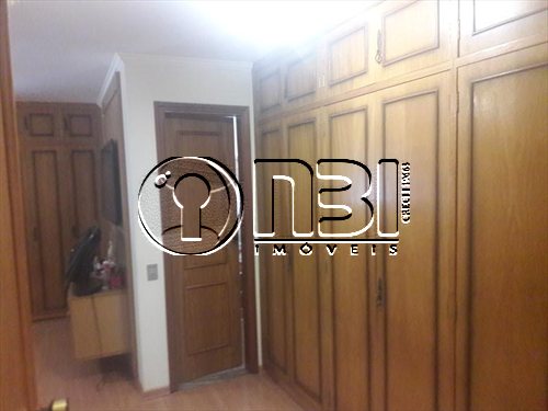 Apartamento com 4 quartos à venda, 230m² — foto 23 de 29