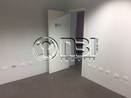 Casa com 8 quartos à venda, 630m² — foto 37 de 50