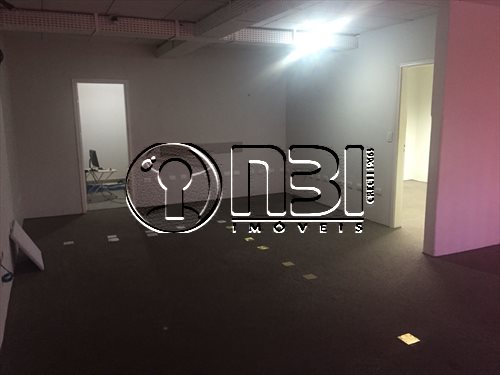 Casa com 8 quartos à venda, 630m² — foto 40 de 50