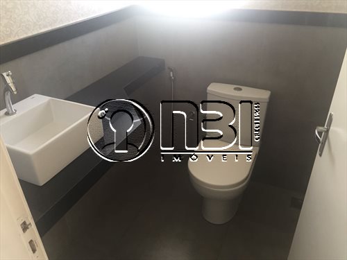 Casa com 8 quartos à venda, 630m² — foto 15 de 50