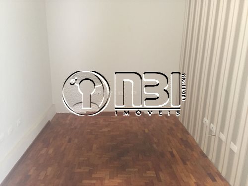 Casa com 8 quartos à venda, 630m² — foto 25 de 50