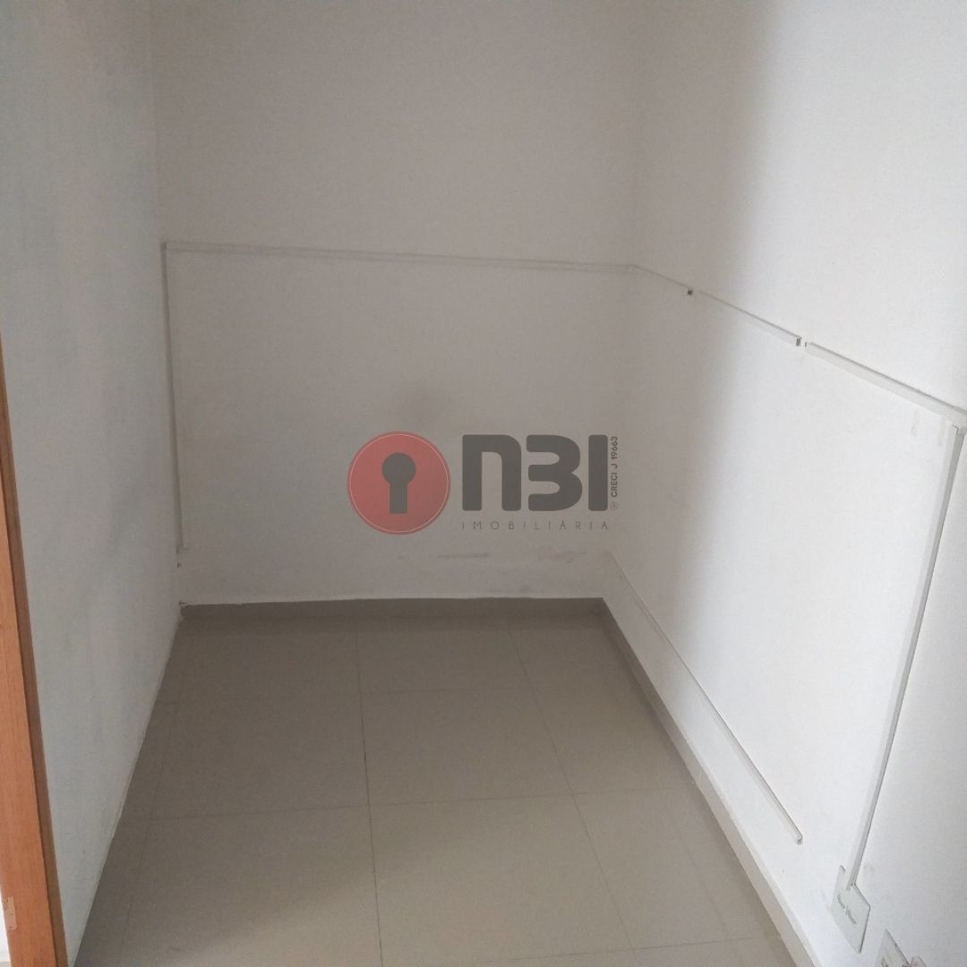 Galpão / Depósito / Armazém  para aluguel, 221m² — foto 7 de 24