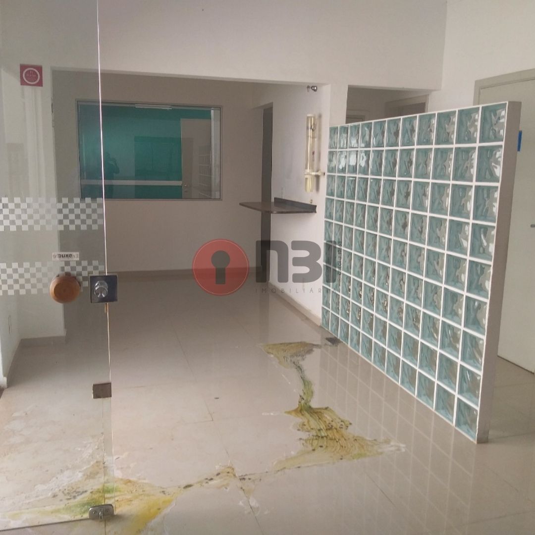 Galpão / Depósito / Armazém  para aluguel, 221m² — foto 20 de 24