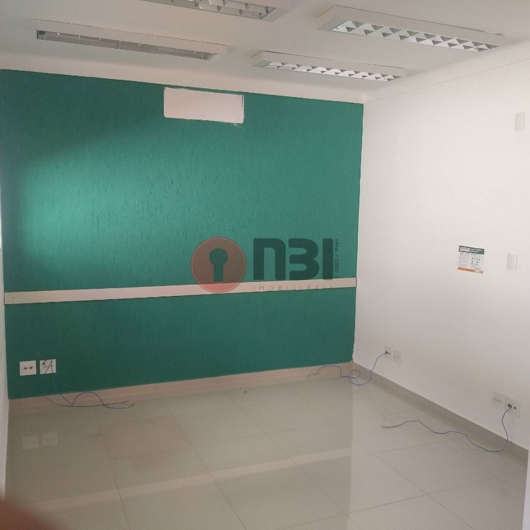 Galpão / Depósito / Armazém  para aluguel, 221m² — foto 23 de 24