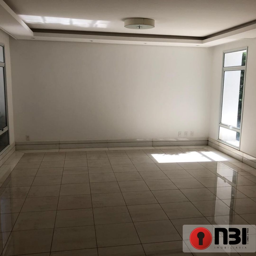 Casa com 4 quartos à venda, 400m² — foto 32 de 40