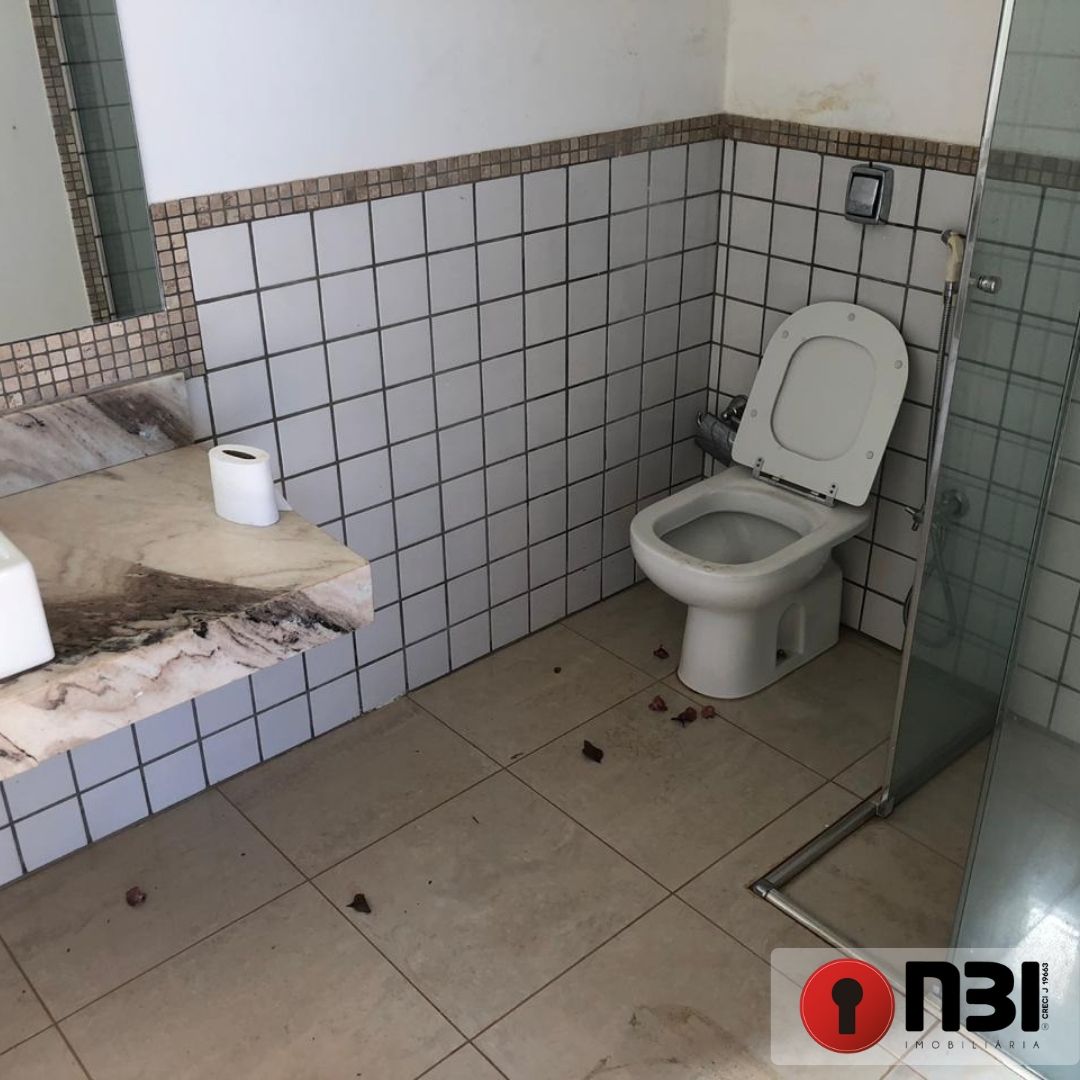 Casa com 4 quartos à venda, 400m² — foto 34 de 40