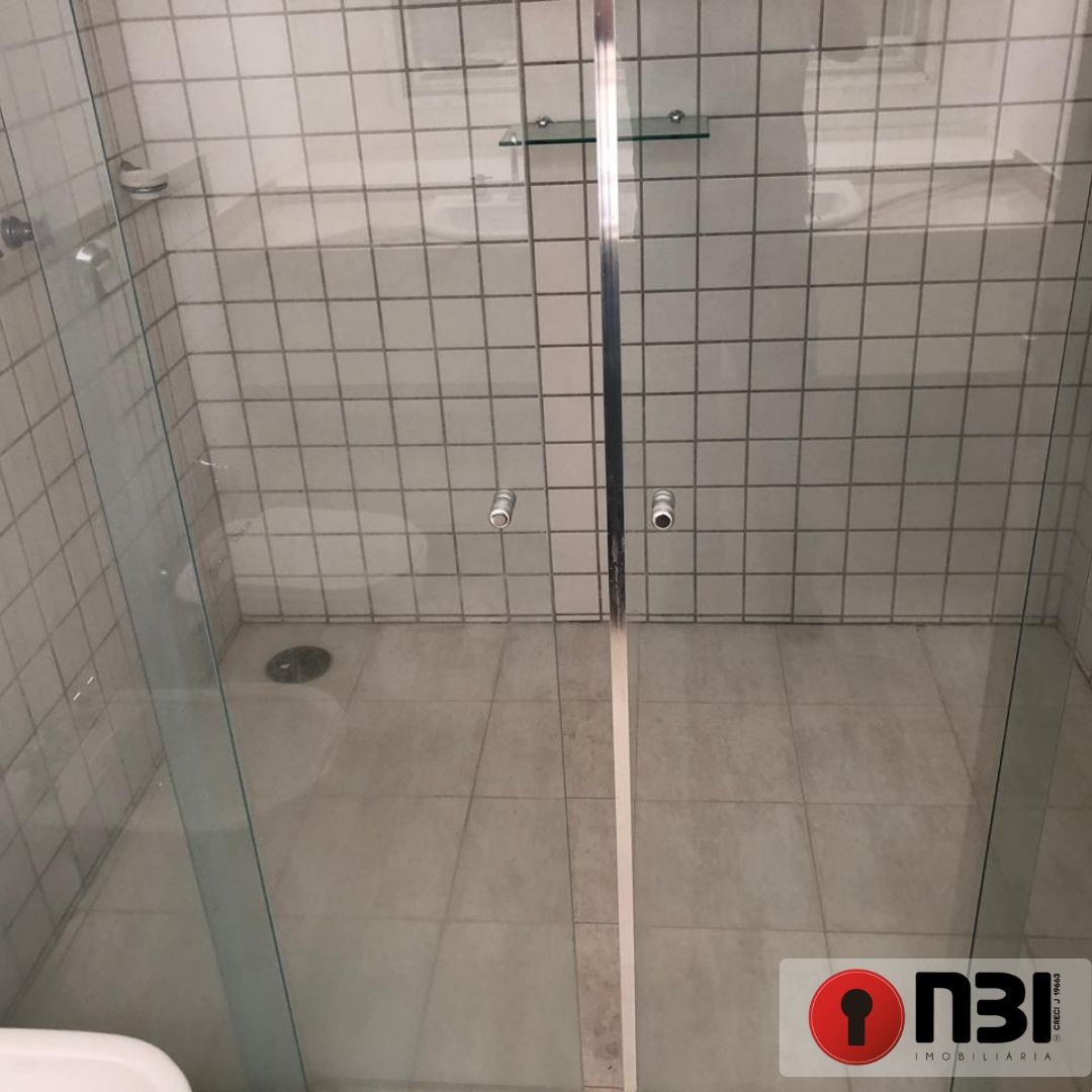Casa com 4 quartos à venda, 400m² — foto 9 de 40