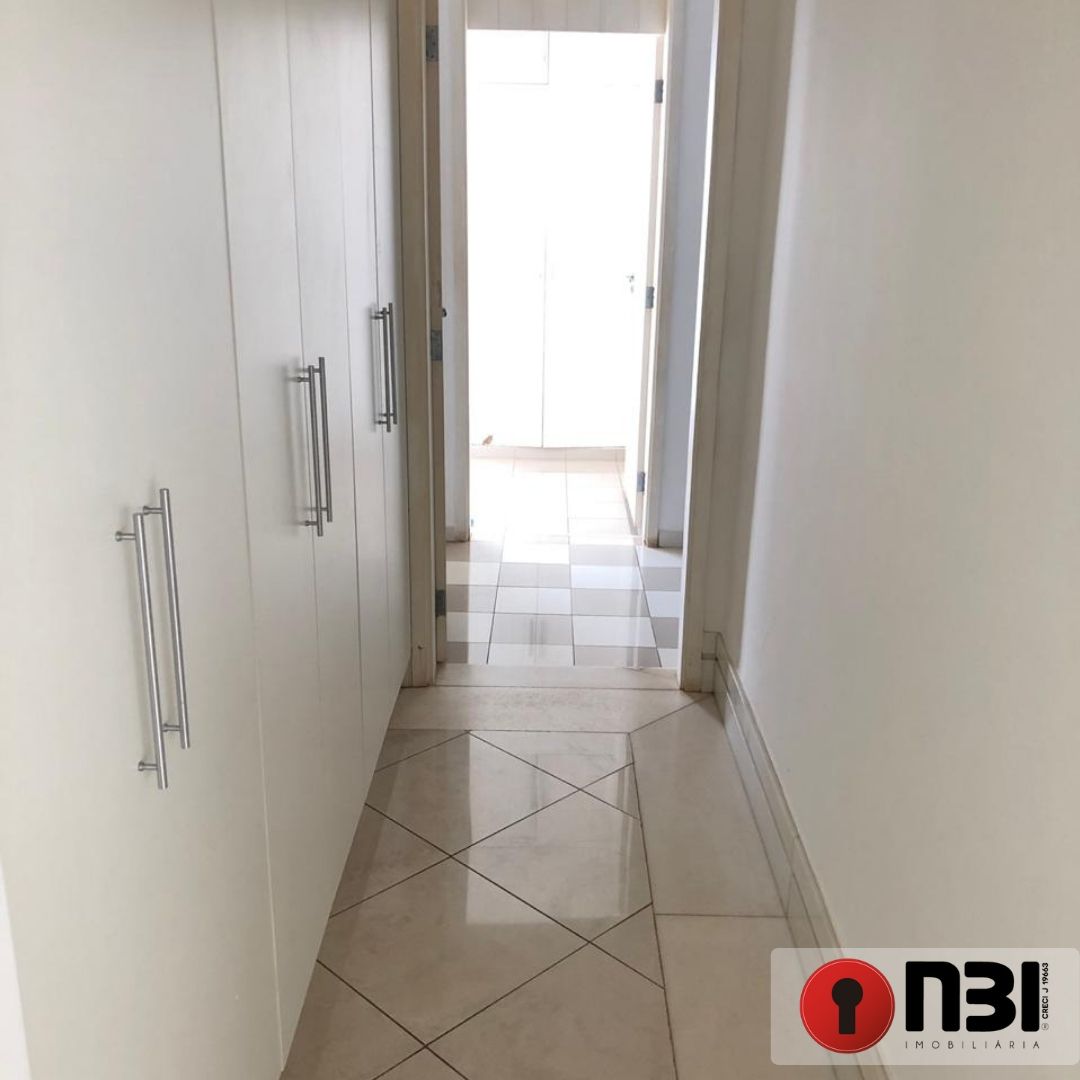 Casa com 4 quartos à venda, 400m² — foto 27 de 40