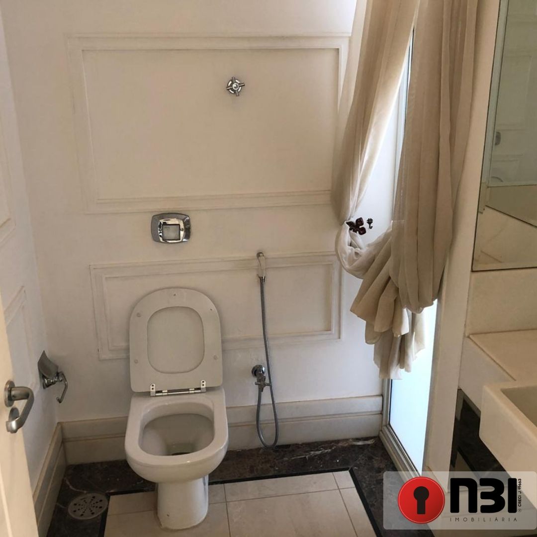 Casa com 4 quartos à venda, 400m² — foto 28 de 40