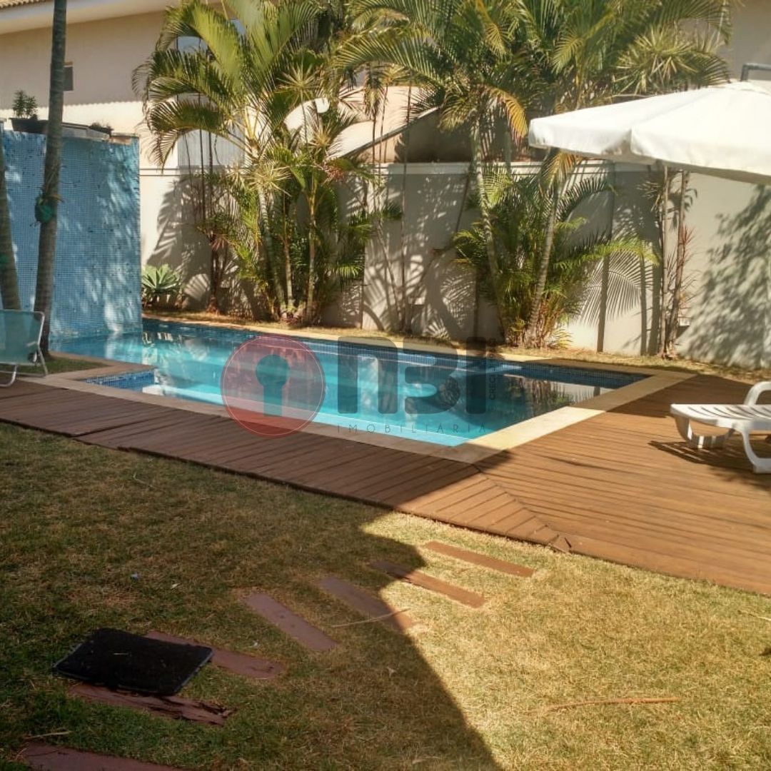 Casa de Condomínio com 4 quartos à venda, 360m² — foto 10 de 12
