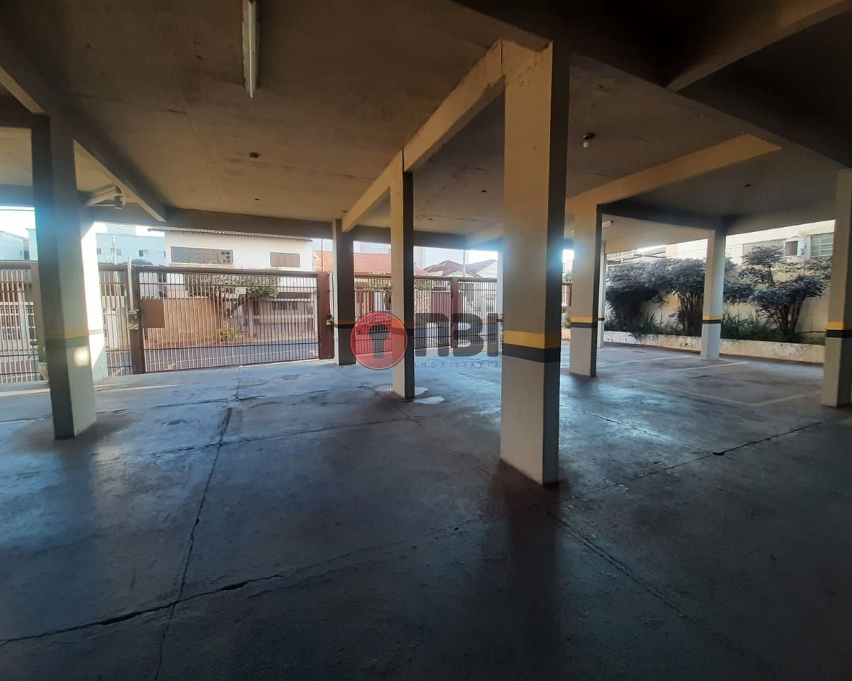 Apartamento com 2 quartos à venda, 90m² — foto 11 de 18