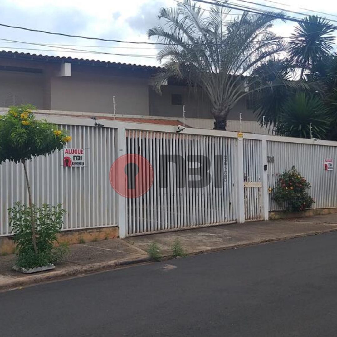 Casa com 4 quartos para aluguel, 525m² — foto 28 de 34