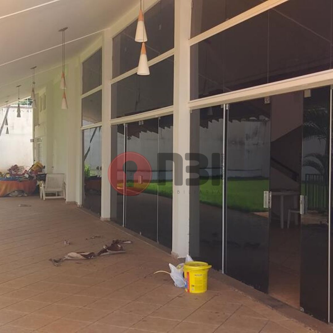 Casa com 4 quartos para aluguel, 525m² — foto 31 de 34