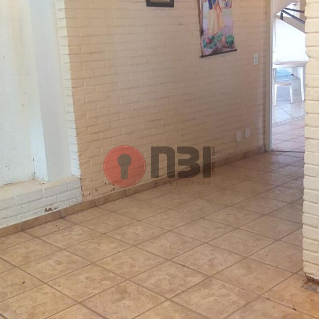 Casa com 4 quartos para aluguel, 525m² — foto 33 de 34
