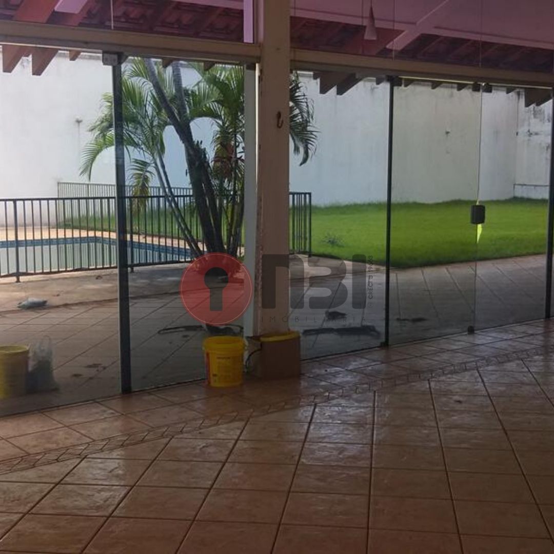 Casa com 4 quartos para aluguel, 525m² — foto 3 de 34