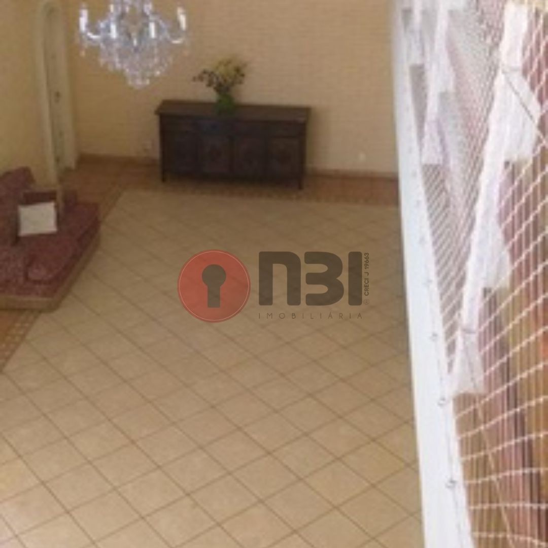 Casa com 4 quartos para aluguel, 525m² — foto 10 de 34