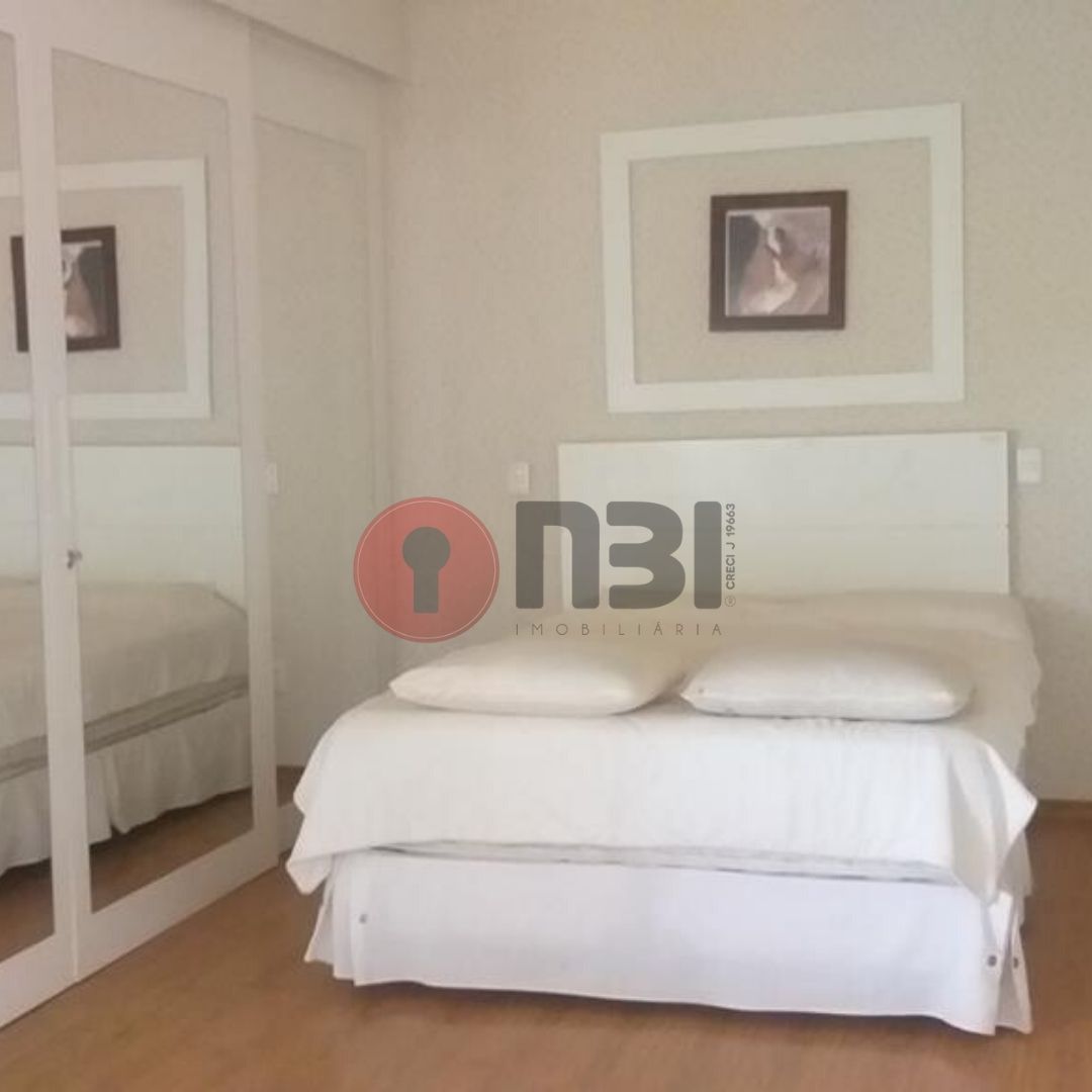 Casa com 4 quartos para aluguel, 525m² — foto 16 de 34