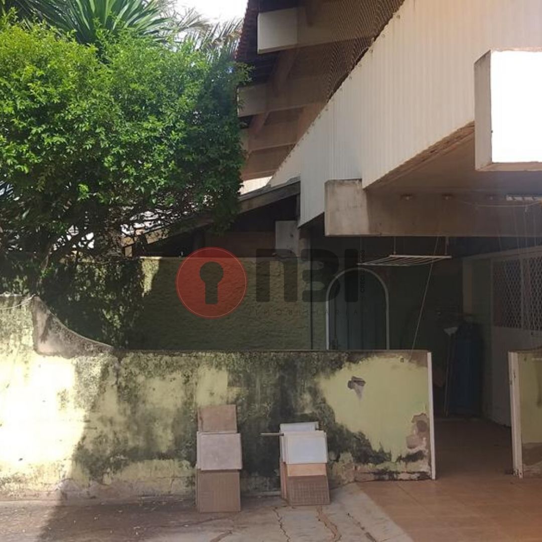 Casa com 4 quartos para aluguel, 525m² — foto 23 de 34