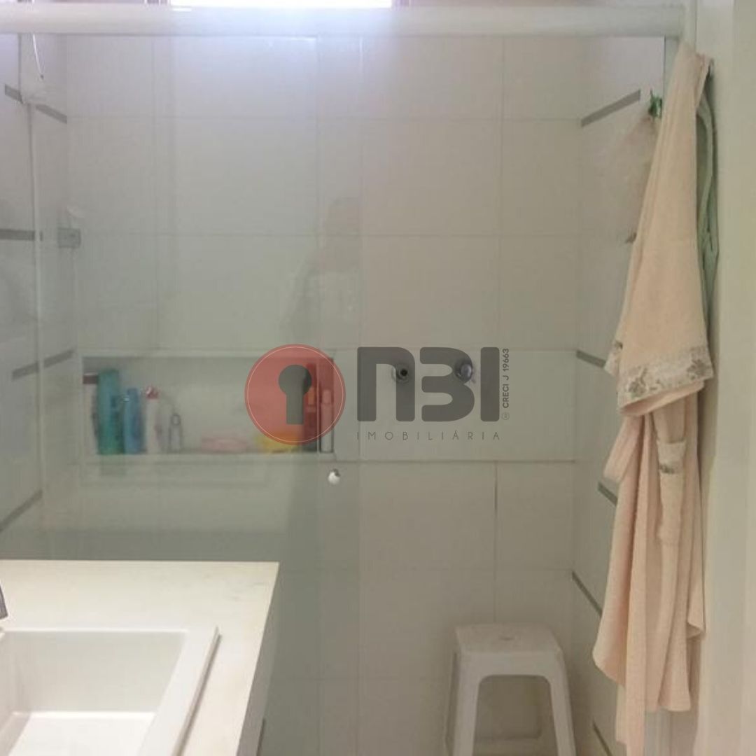 Casa com 4 quartos para aluguel, 525m² — foto 25 de 34