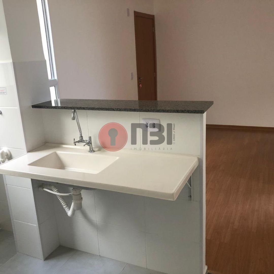Apartamento com 2 quartos à venda, 40m² — foto 2 de 18