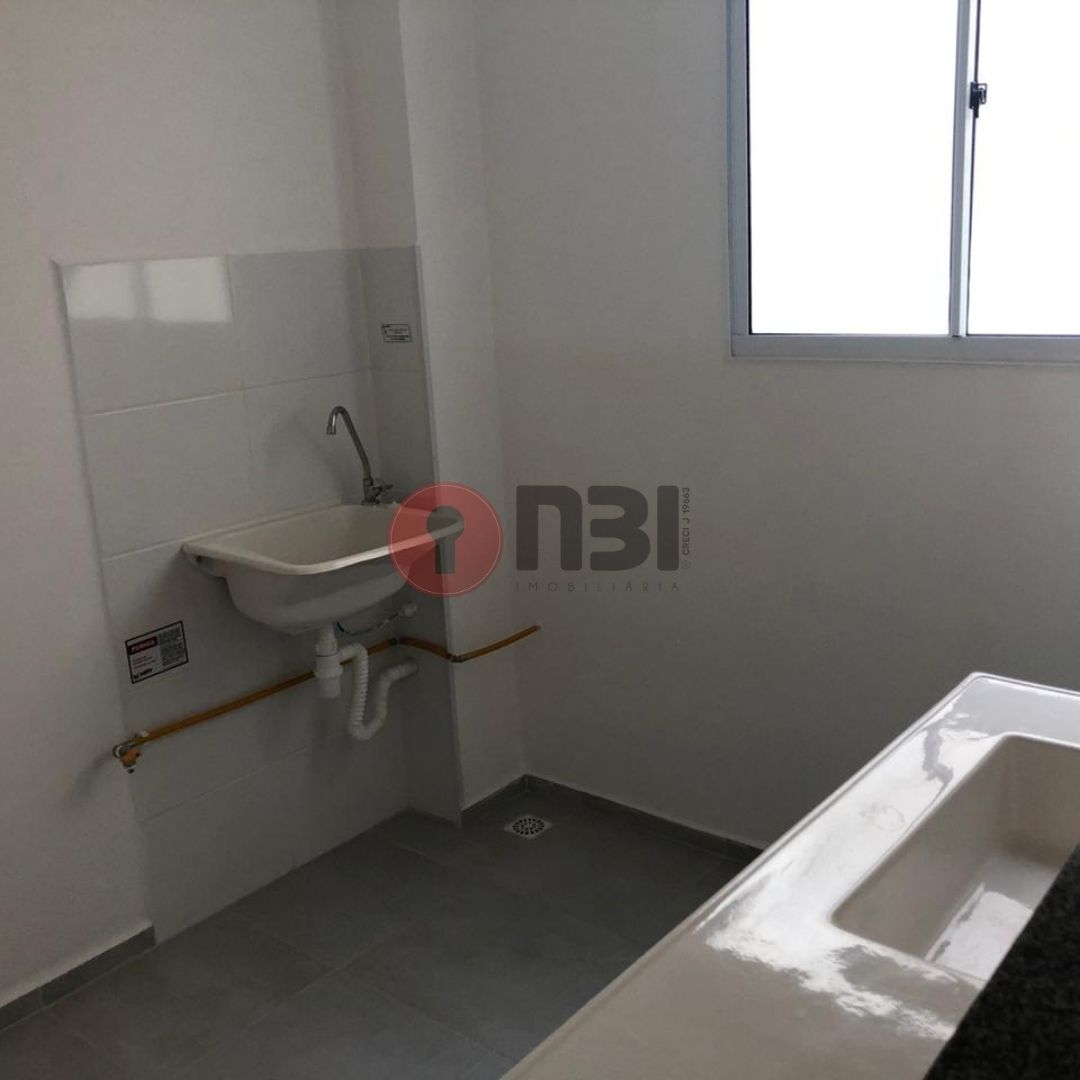 Apartamento com 2 quartos à venda, 40m² — foto 3 de 18