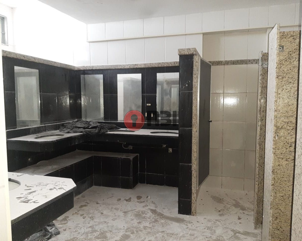 Galpão / Depósito / Armazém  para aluguel, 1275m² — foto 2 de 19