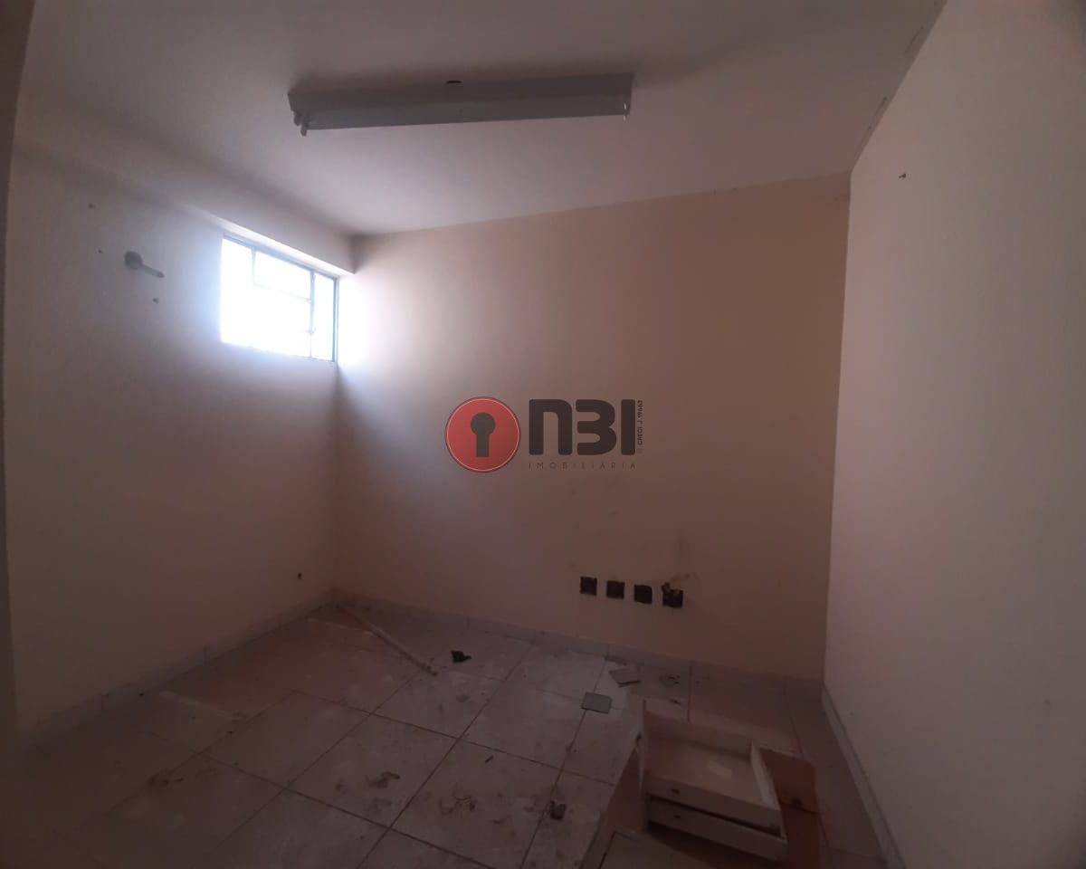 Galpão / Depósito / Armazém  para aluguel, 1275m² — foto 16 de 19