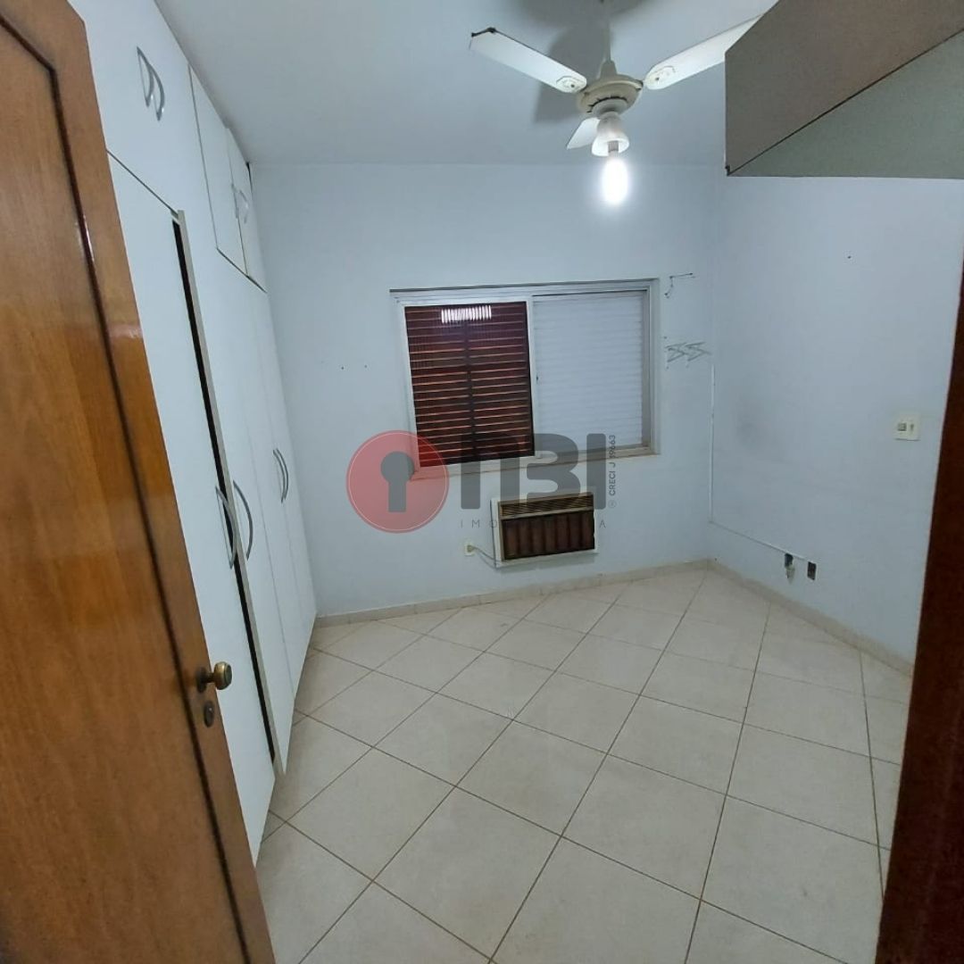 Apartamento com 3 quartos à venda, 267m² — foto 3 de 18