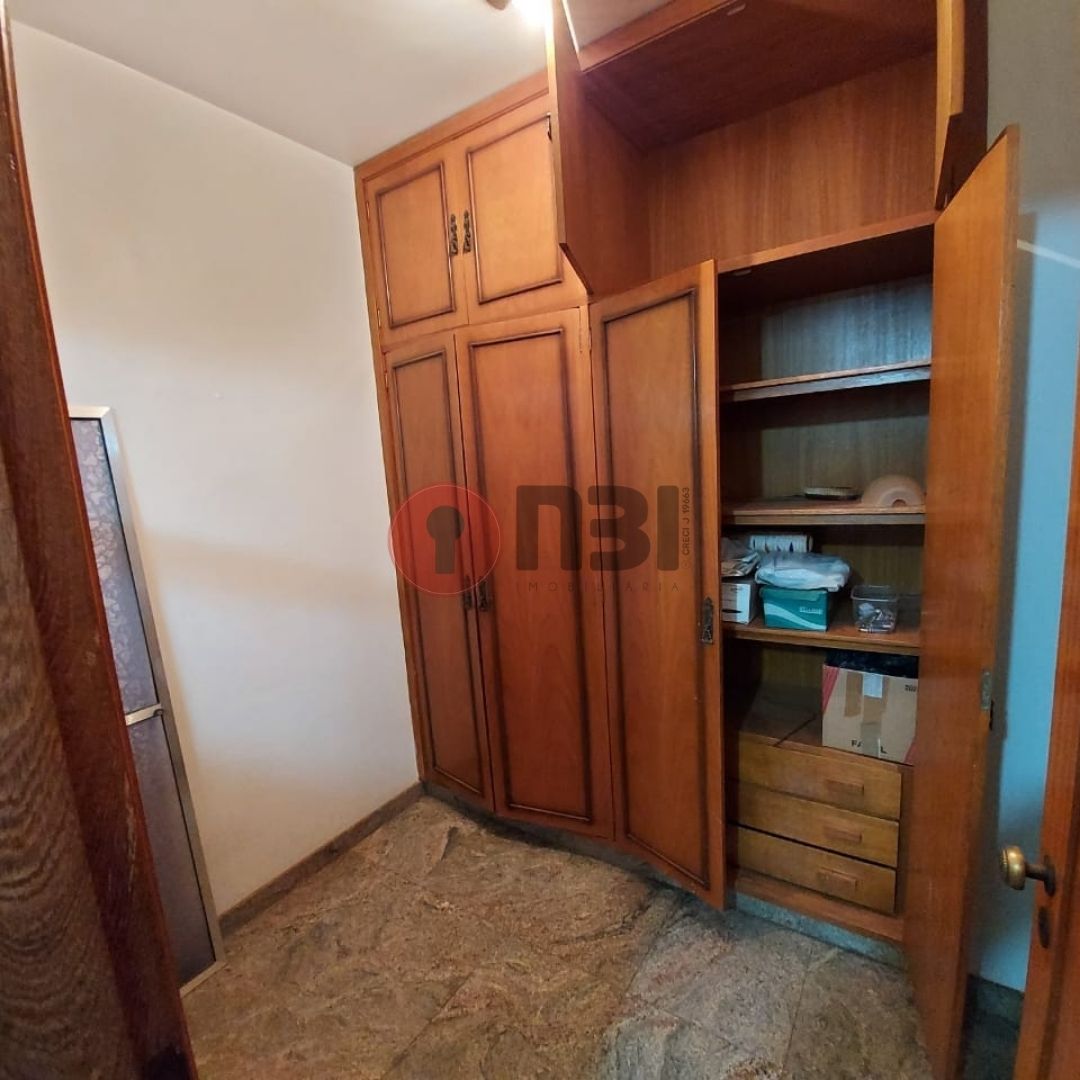 Apartamento com 3 quartos à venda, 267m² — foto 4 de 18