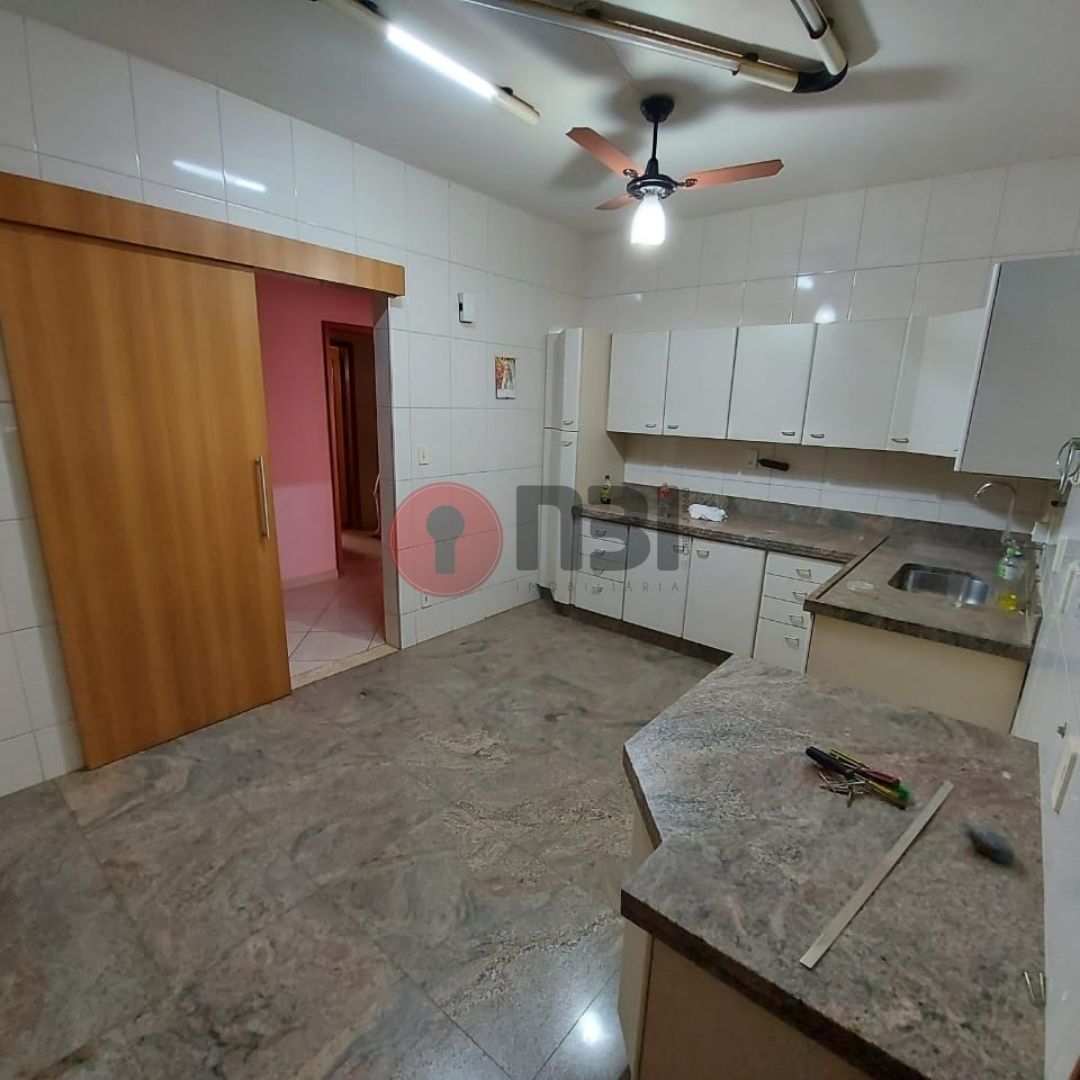 Apartamento com 3 quartos à venda, 267m² — foto 8 de 18