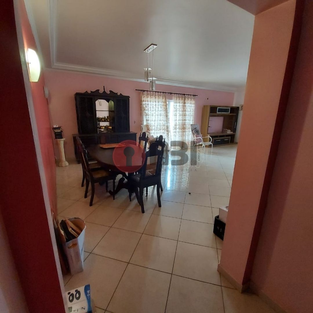 Apartamento com 3 quartos à venda, 267m² — foto 12 de 18