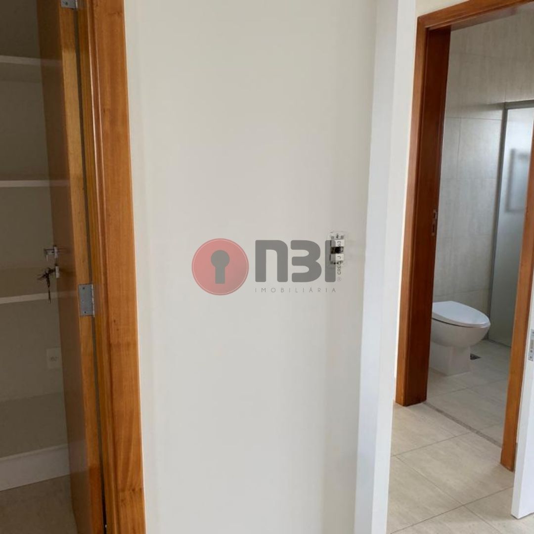 Casa com 4 quartos à venda, 538m² — foto 13 de 25
