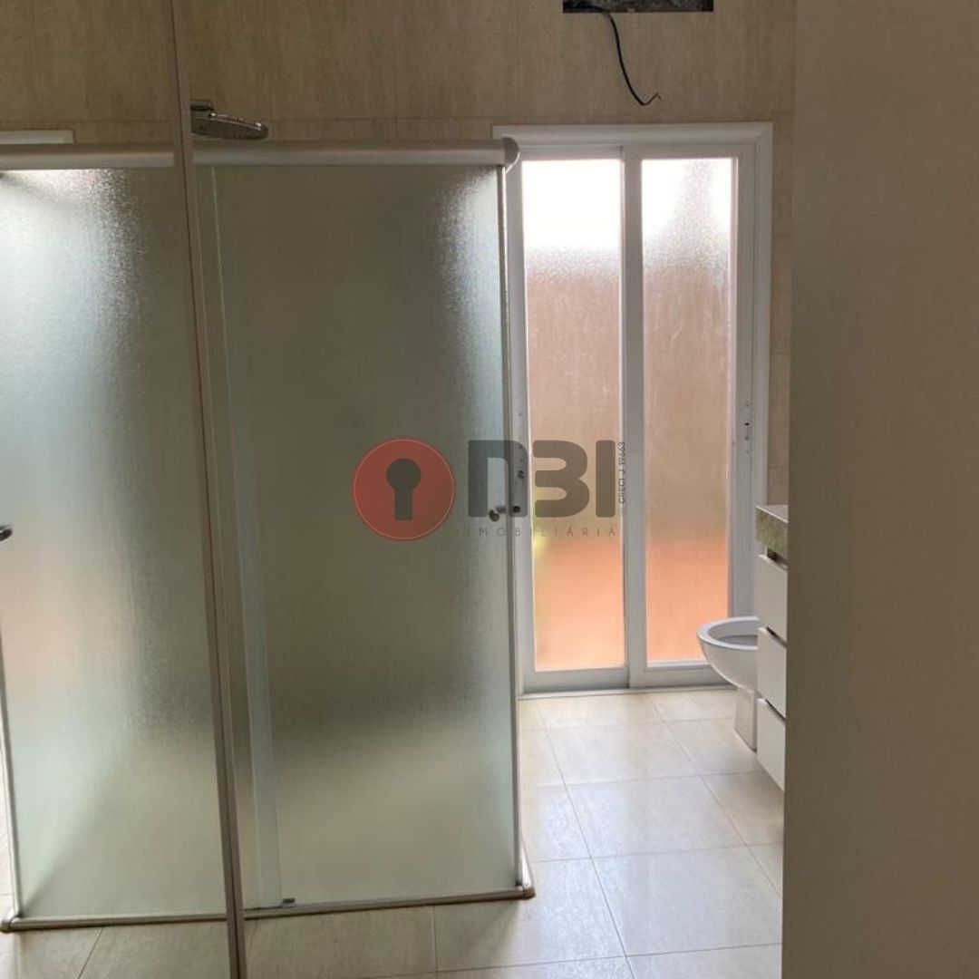 Casa com 4 quartos à venda, 538m² — foto 22 de 25