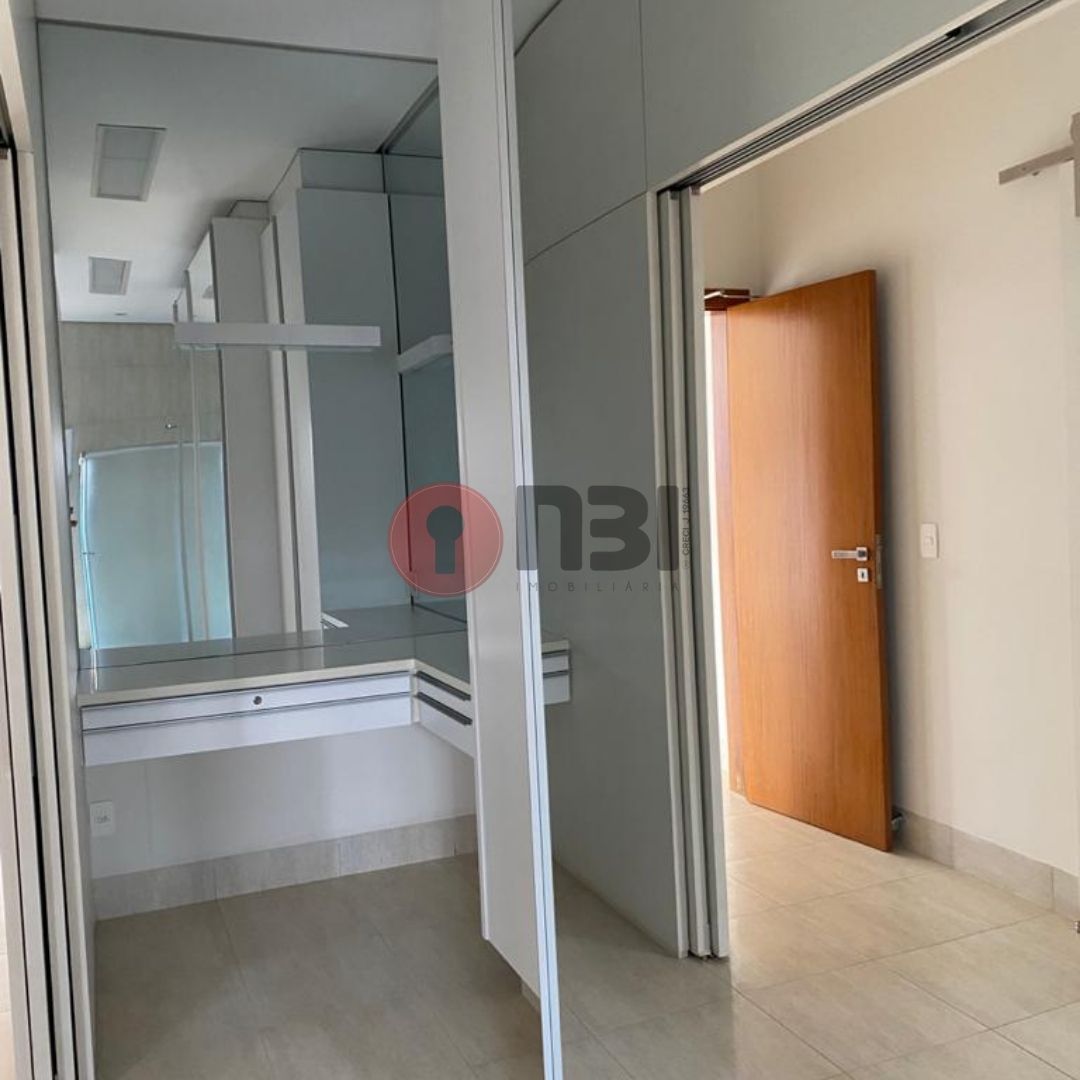 Casa com 4 quartos à venda, 538m² — foto 23 de 25