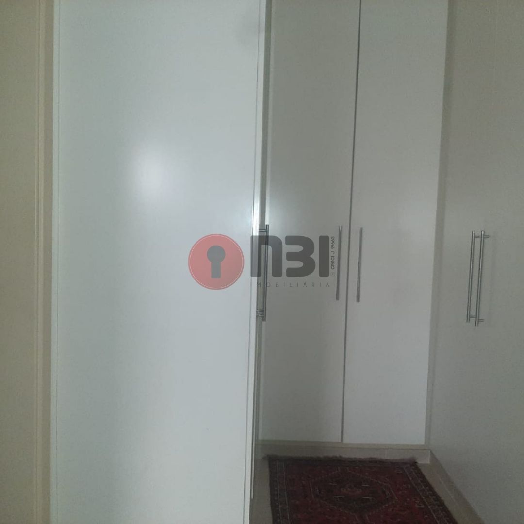 Casa com 4 quartos à venda, 350m² — foto 13 de 31