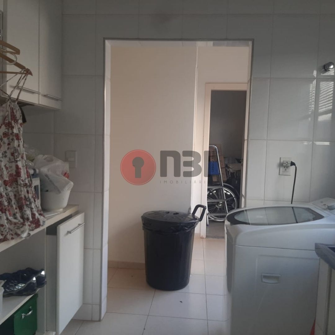 Casa com 4 quartos à venda, 350m² — foto 24 de 31