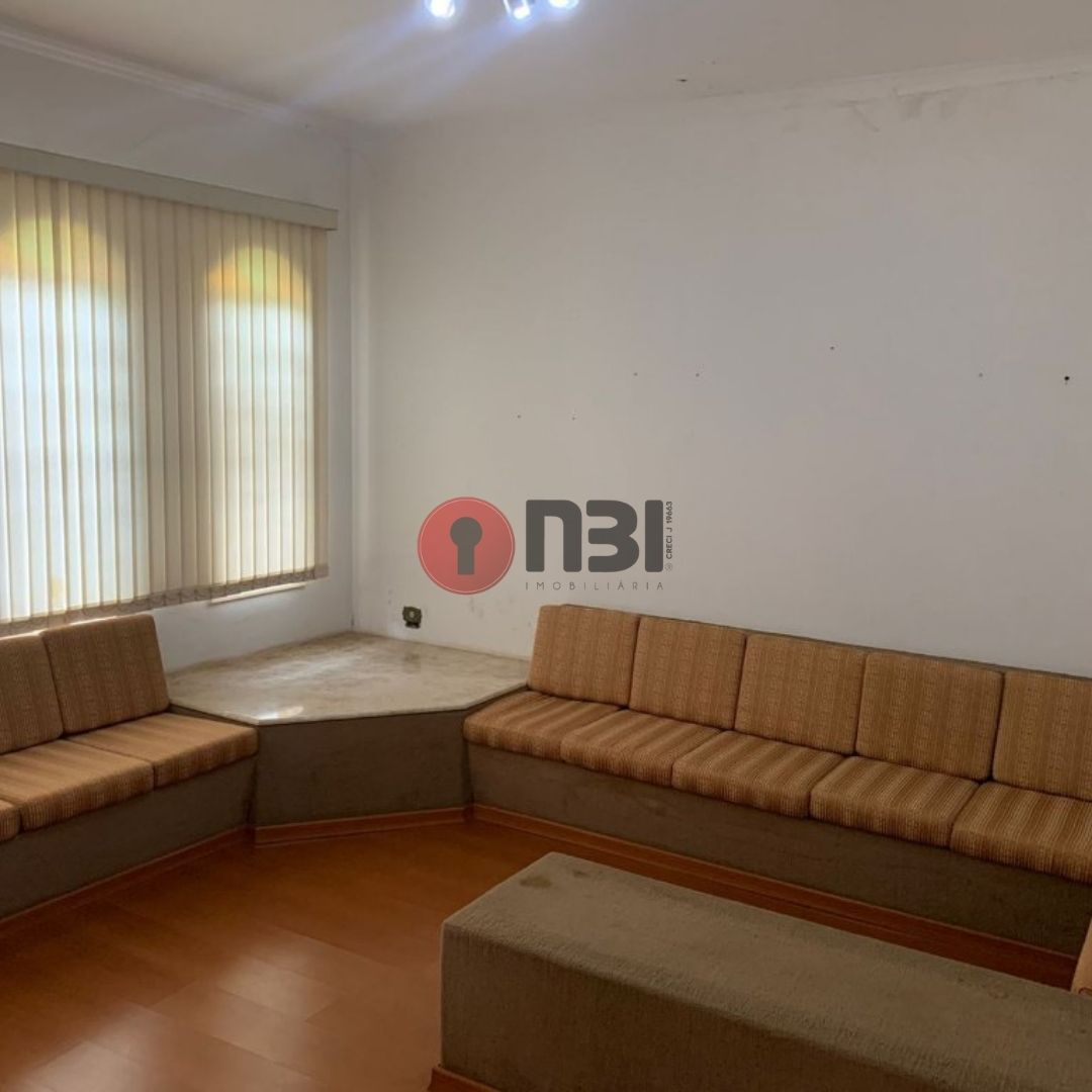 Casa com 3 quartos à venda, 272m² — foto 27 de 30